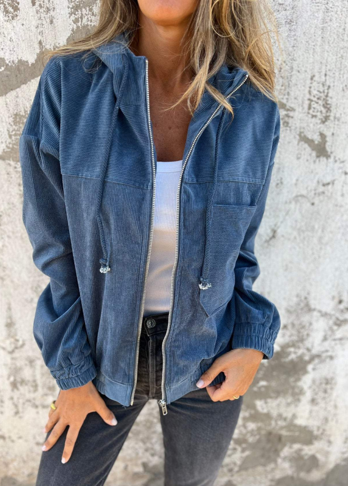 Elise ~ Soft hoodie with hood and zipper