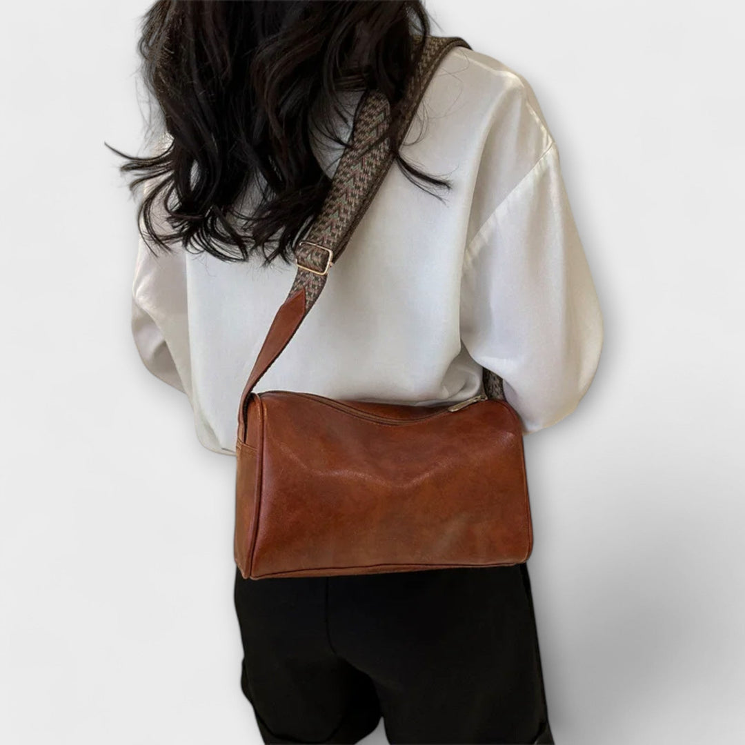 MaryAnne | Vintage Crossbody Bag