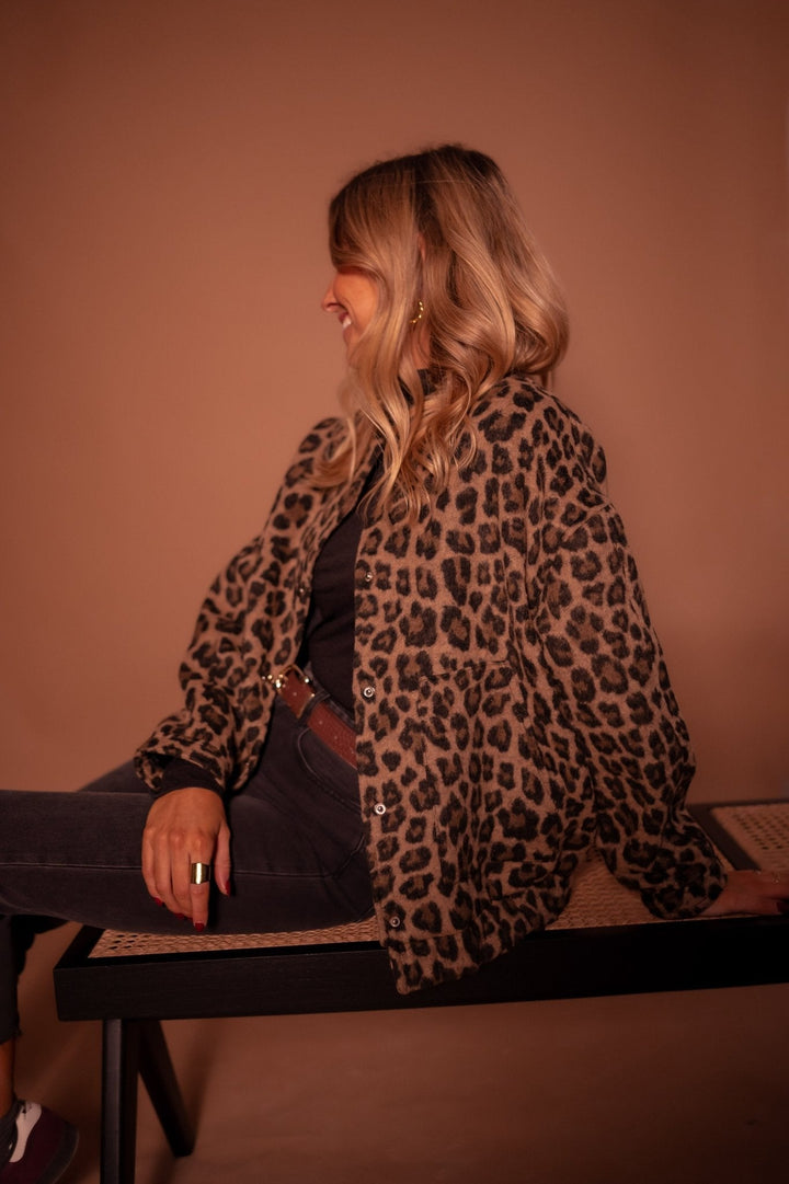 Charlene – Trendy Leopard Jacket