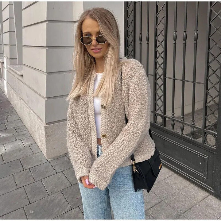 Svala | Stylish Women's Vest – Casual Chic